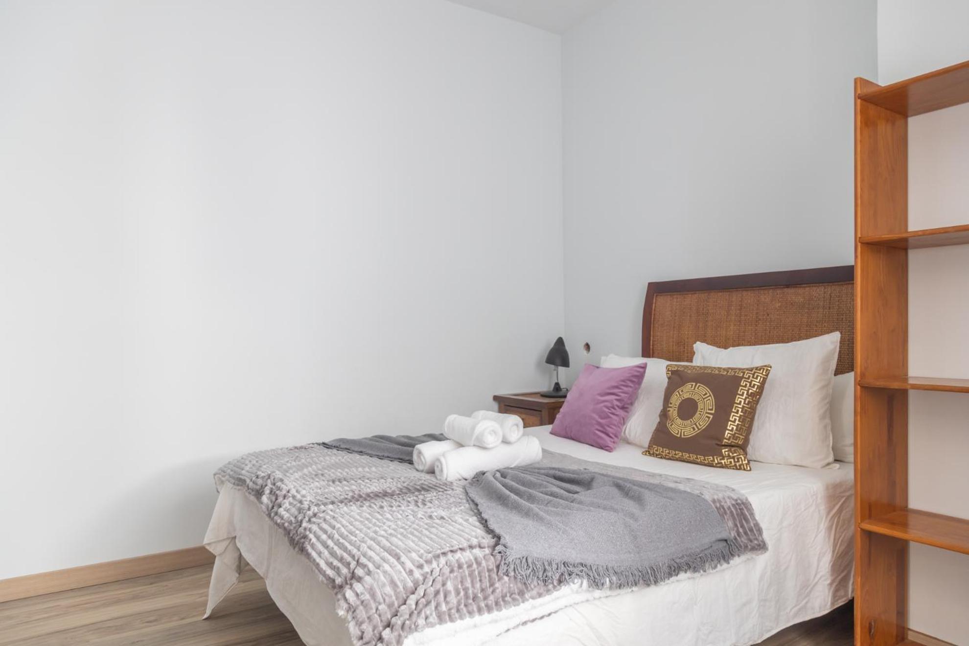 Exclusivo Maria De Molina Temporal Appartement Madrid Buitenkant foto